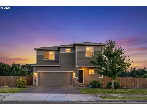 1724 W 12th Street La Center WA 98629
