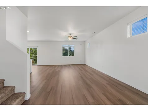 1724 W 12th Street La Center WA 98629