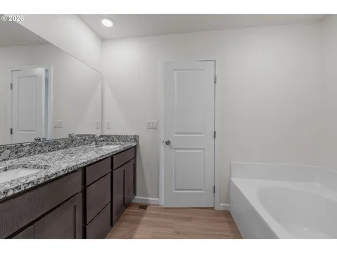 1724 W 12th Street La Center WA 98629