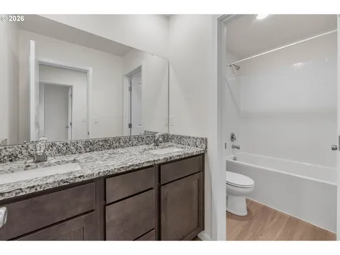 1724 W 12th Street La Center WA 98629