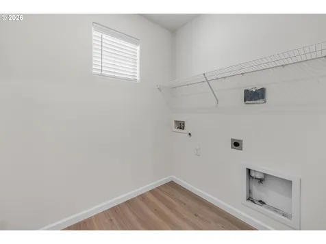 1724 W 12th Street La Center WA 98629