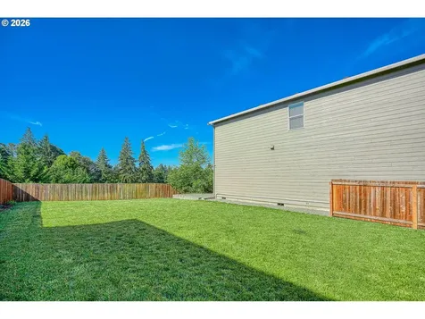 1724 W 12th Street La Center WA 98629