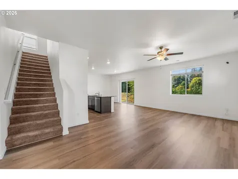 1724 W 12th Street La Center WA 98629