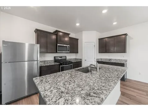 1724 W 12th Street La Center WA 98629
