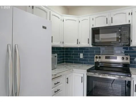 2469 Pine Street Seaside OR 97138