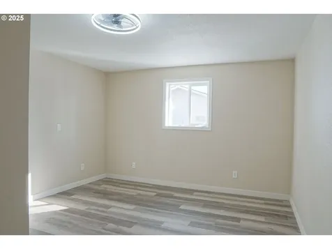 2469 Pine Street Seaside OR 97138
