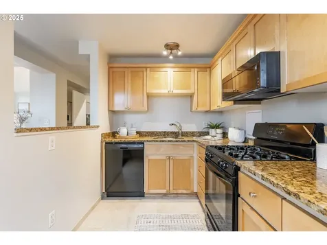 1205 SW Cardinell Drive Portland OR 97201