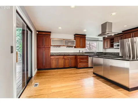 726 SE 27th Street Gresham OR 97080