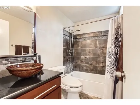 726 SE 27th Street Gresham OR 97080