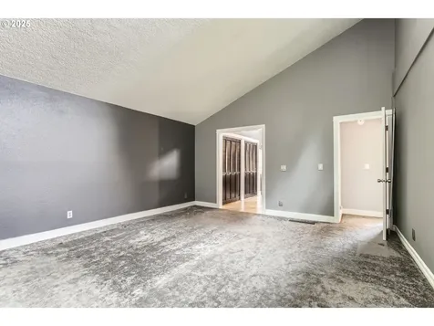 726 SE 27th Street Gresham OR 97080