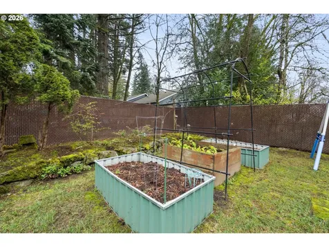 12116 SW Lesser Road Portland OR 97219