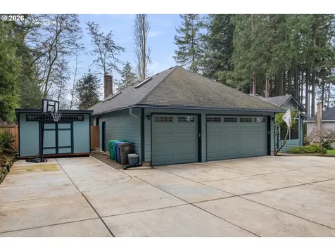 12116 SW Lesser Road Portland OR 97219