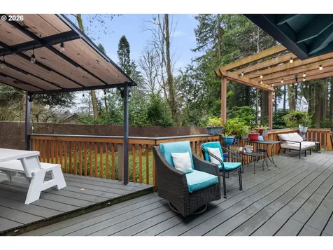 12116 SW Lesser Road Portland OR 97219