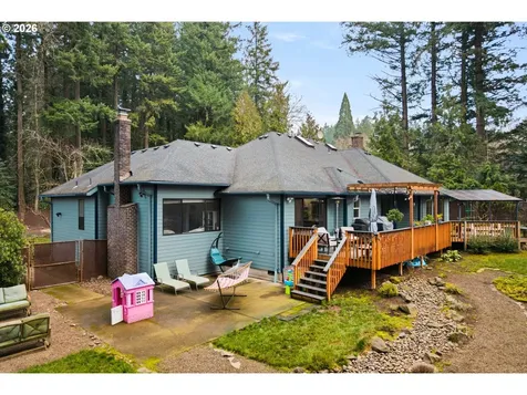 12116 SW Lesser Road Portland OR 97219