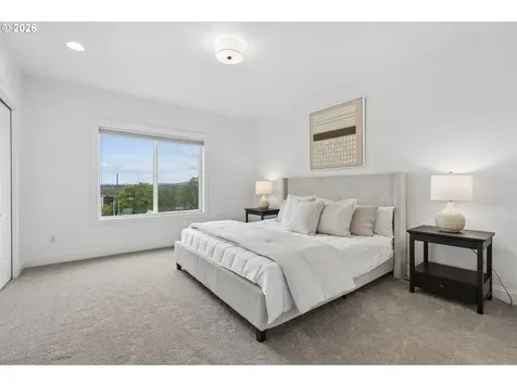 4830 SW View Point Terrace Portland OR 97239