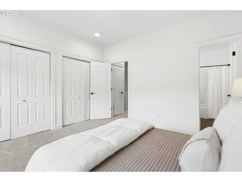 4830 SW View Point Terrace Portland OR 97239