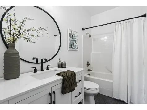 4830 SW View Point Terrace Portland OR 97239