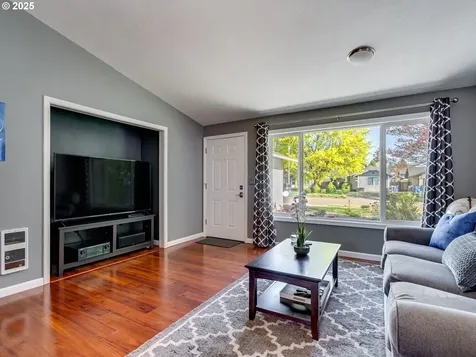 15901 NE 10th Street Vancouver WA 98684