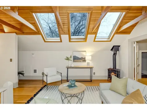 2536 NE 17th Avenue Portland OR 97212