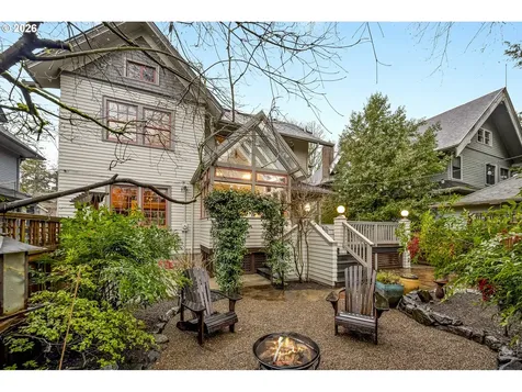 2536 NE 17th Avenue Portland OR 97212