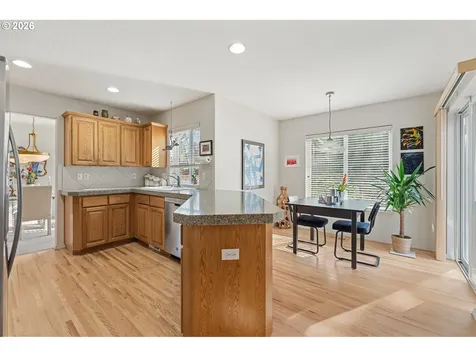 9024 SW 75th Avenue Portland OR 97223
