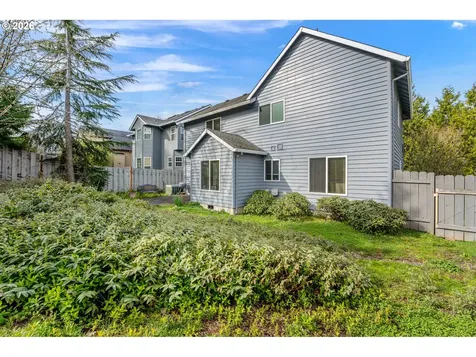 9024 SW 75th Avenue Portland OR 97223