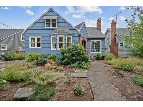 1802 NE 56th Avenue Portland OR 97213