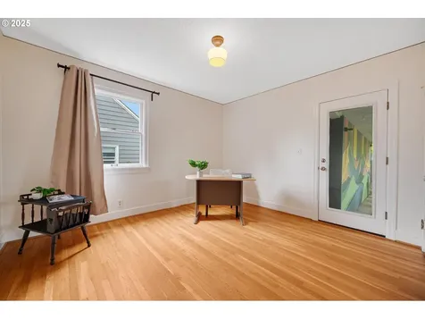 1802 NE 56th Avenue Portland OR 97213