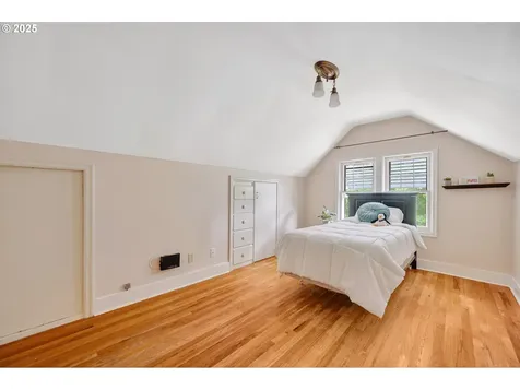 1802 NE 56th Avenue Portland OR 97213