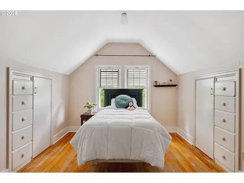1802 NE 56th Avenue Portland OR 97213