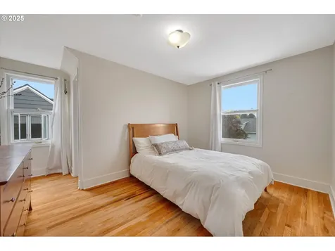 1802 NE 56th Avenue Portland OR 97213