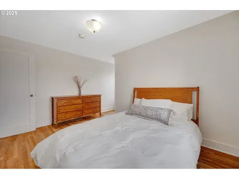 1802 NE 56th Avenue Portland OR 97213