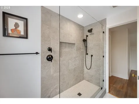 1802 NE 56th Avenue Portland OR 97213