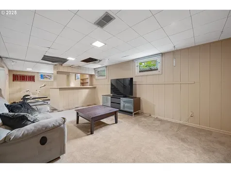 1802 NE 56th Avenue Portland OR 97213
