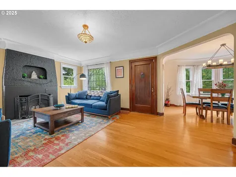 1802 NE 56th Avenue Portland OR 97213