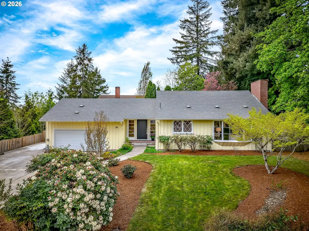 4585 SW Poplar Lane Portland OR 97225