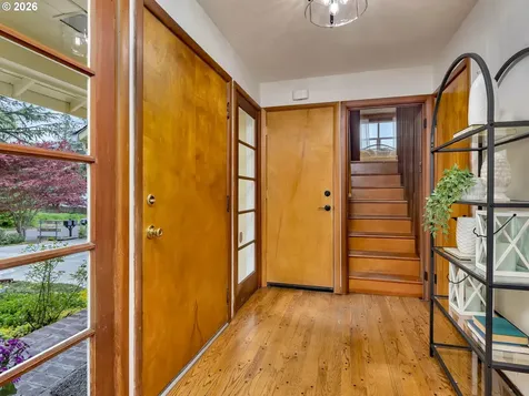 4585 SW Poplar Lane Portland OR 97225
