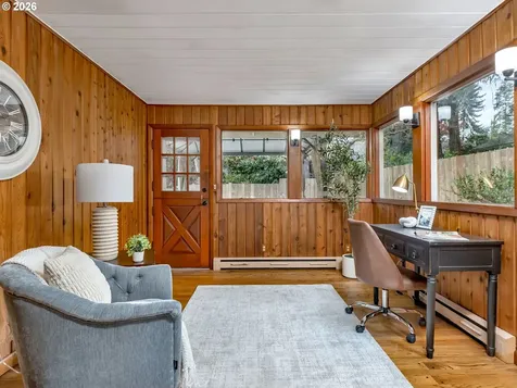 4585 SW Poplar Lane Portland OR 97225