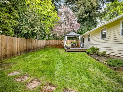 4585 SW Poplar Lane Portland OR 97225