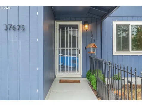37675 Sandy Heights Street Sandy OR 97055