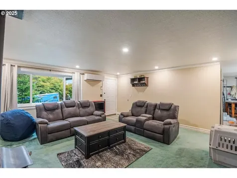 37675 Sandy Heights Street Sandy OR 97055
