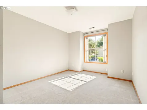 10105 SW 36th Court Portland OR 97219