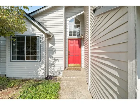 10105 SW 36th Court Portland OR 97219