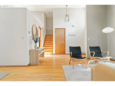10105 SW 36th Court Portland OR 97219