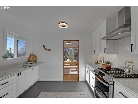 3360 SW Hamilton Street Portland OR 97239