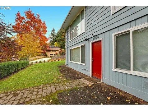 3360 SW Hamilton Street Portland OR 97239