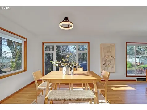 3360 SW Hamilton Street Portland OR 97239