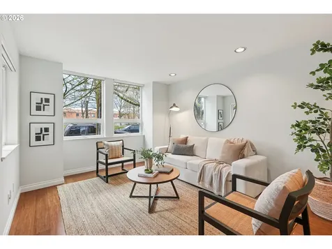3904 SE 16th Avenue Portland OR 97202
