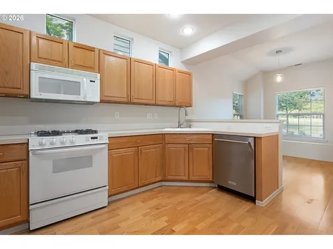 1627 NE 65th Avenue Hillsboro OR 97124