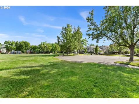 1627 NE 65th Avenue Hillsboro OR 97124